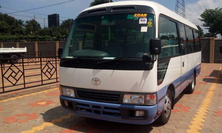 Mini Bus Hire in Uganda